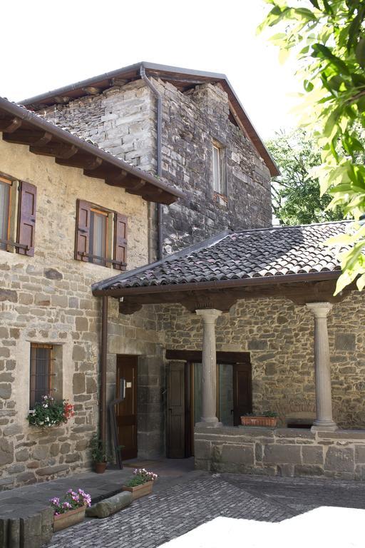 Historical House Medieval Abbey - Al Chiostro Sotto il Monte Oda fotoğraf